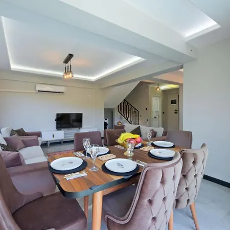 Halis Hotel 4*