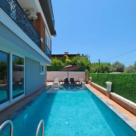 Halis Hotel
